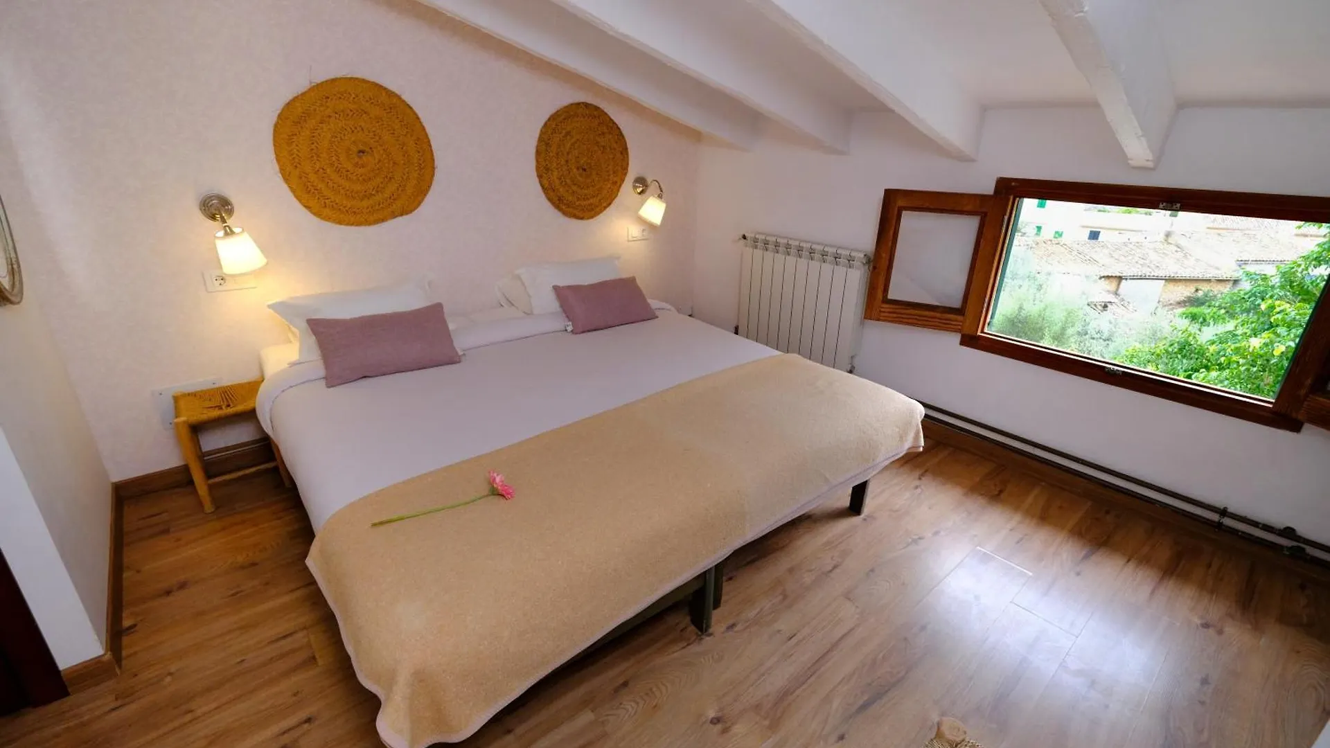 Casa Caimari Guest House, For Mountain Lovers! Spain