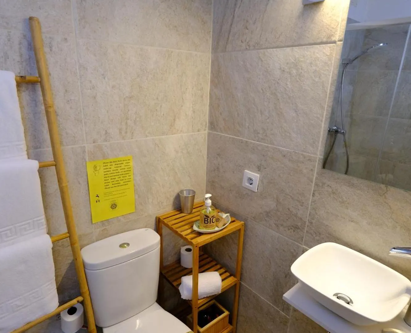 Bed & Breakfast Casa Caimari Guest House, For Mountain Lovers! Spain