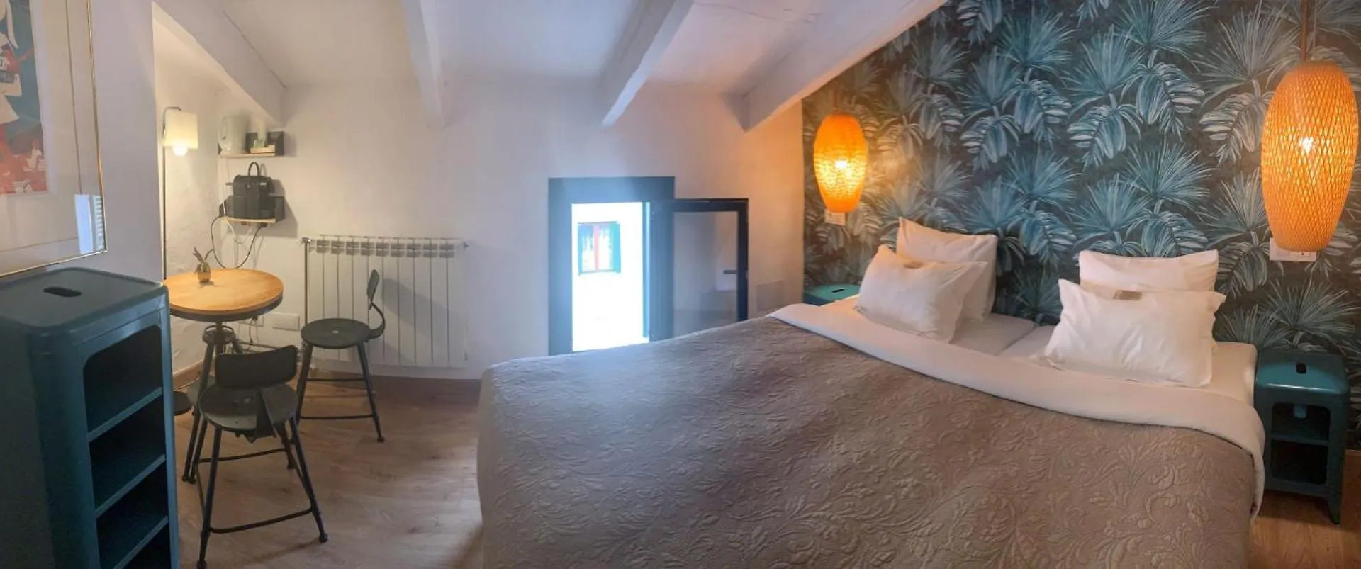 Bed & Breakfast Casa Caimari Guest House, For Mountain Lovers!